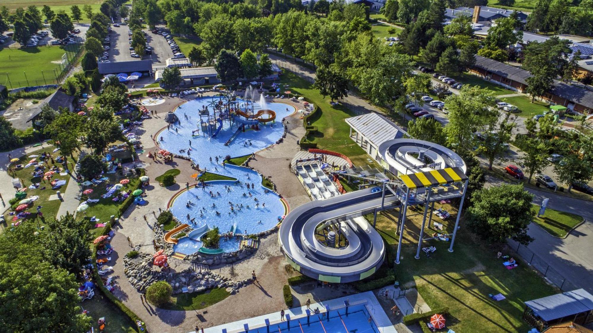 Deluxe Lake View Mobile Homes With Thermal Riviera Tickets Catez ob Savi Zewnętrze zdjęcie